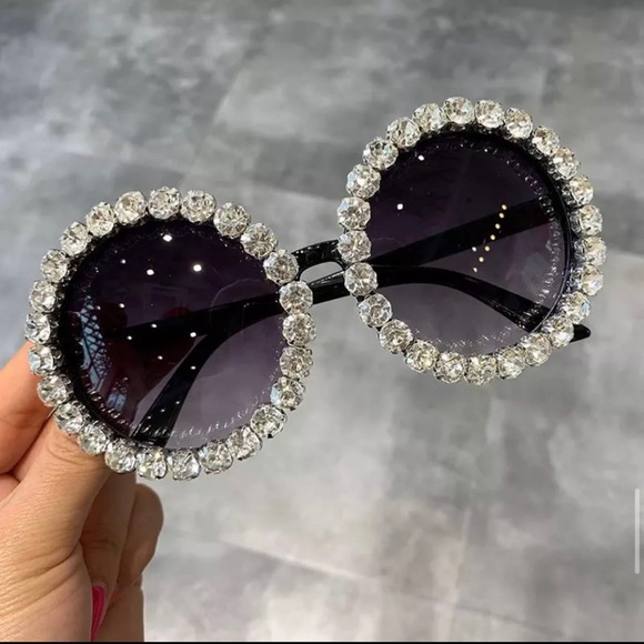 Rhinestone Sunglasses - Picture 1 of 3